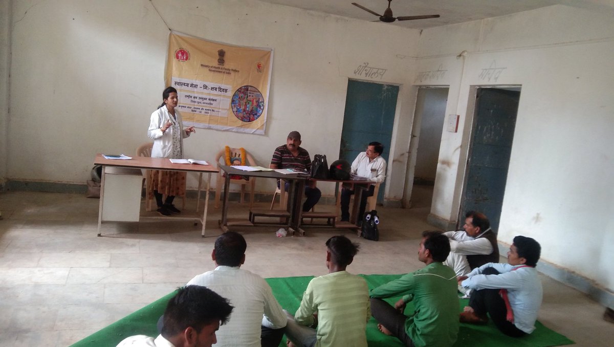 GunaVineeta's tweet photo. TB campings 24march to 13 April 680 peoples screening,94sampling
Nishchay day pr jan pratinidhi Sarpanch ji ne nishchay Mitra banaya aur unko foods buket provide ki gai# TB harega Desh jeetega. https://t.co/WDWzJaGo3u