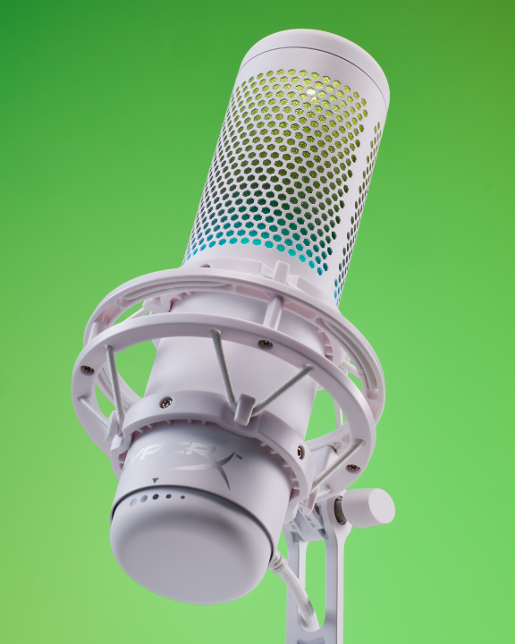 HyperXBrasil's tweet image. Uma nova cor do favorito entre os criadores de conteúdo: QuadCast S Branco! 🤍 #hyperx #quadcasts #tapin