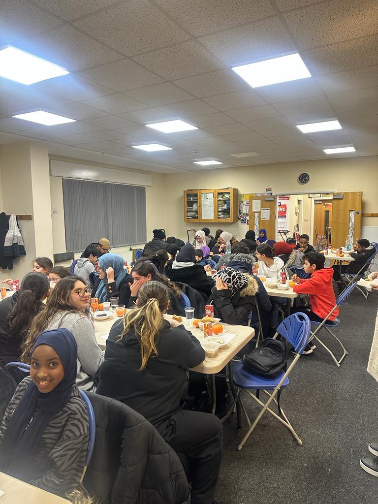 Qari Asim MBE tweet media