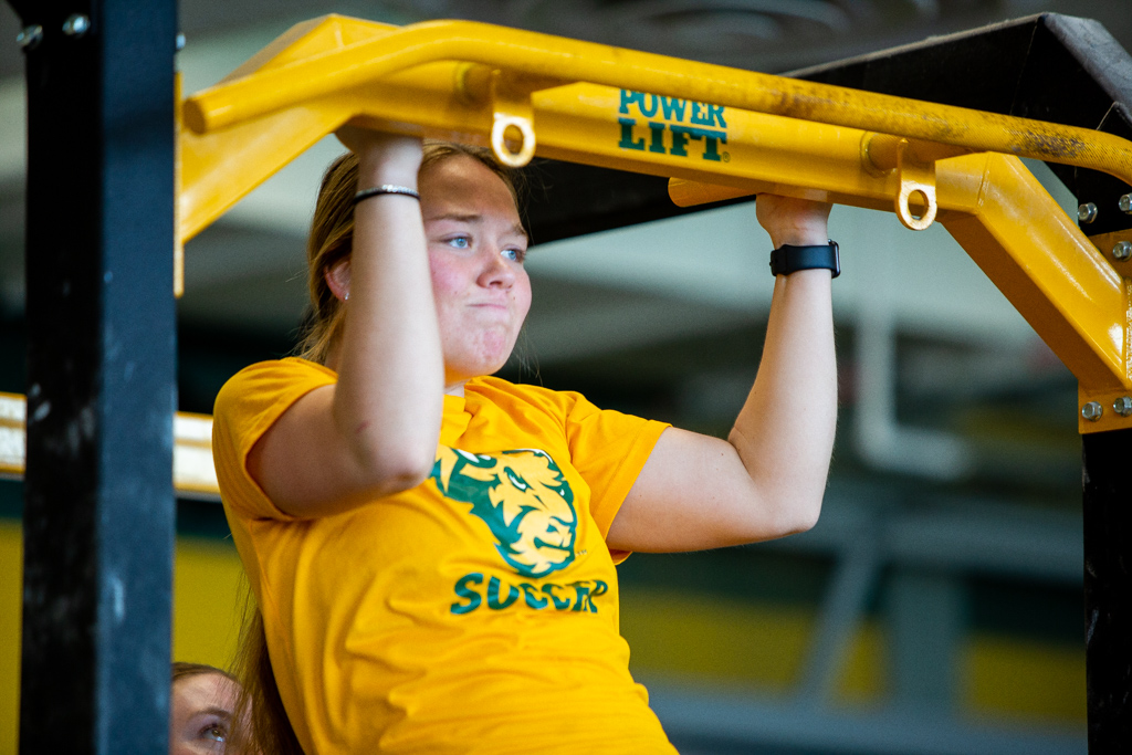 NDSUsoccer's tweet photo. 𝙇𝙞𝙜𝙝𝙩 𝙬𝙚𝙞𝙜𝙝𝙩💪 https://t.co/LRexCnXq2G
