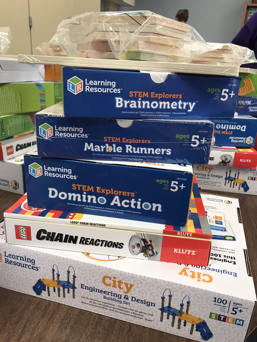 LanesaStatzer's tweet photo. Our PTA is the BEST!!! Brain puzzles and STEM exploration activities for indoor recess &amp; SEL spaces. Each 4th grade classroom got a set. Thank you all for supporting this organization and our classrooms!💙 https://t.co/MdcH8d3n4u