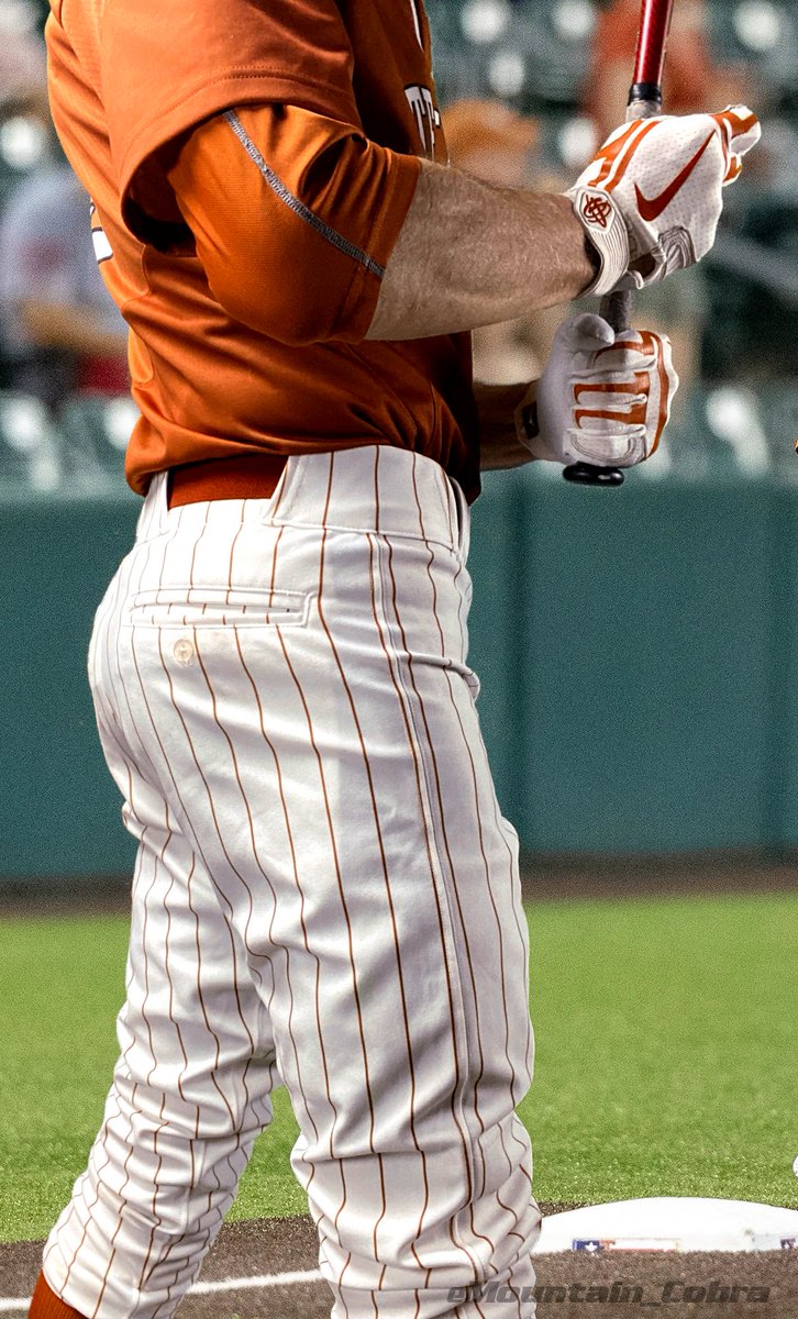 Next up...

#baseballgear #sportraits