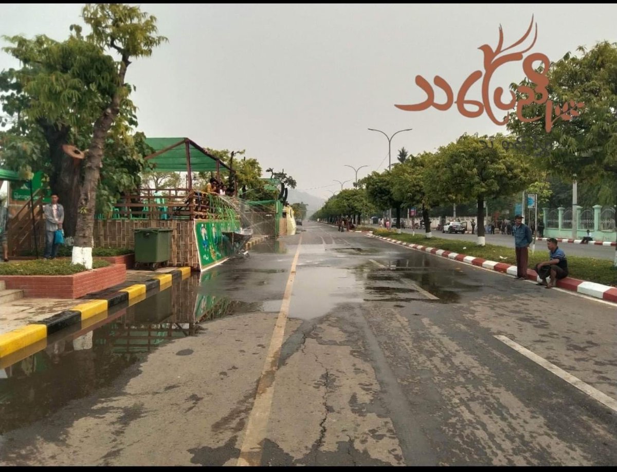 cvdom2021's tweet photo. The revolution forces understand that the general public has been tired. So they didn’t ask to stage Silent Strike. But people simply refused to participate in SAC’s Thingyan which they purported to show how things have turned to “normal”. 

#WhatsHappeingInMyanmar https://t.co/YNNpYGTMEA