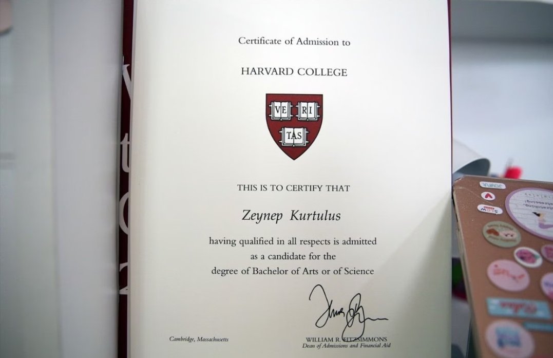cal1850resmi's tweet photo. 12 G sınıfından öğrencimiz Zeynep Kurtuluş Harvard Üniversitesinden tam burslu olarak kabul aldı. https://t.co/QKZ3XdAeM3