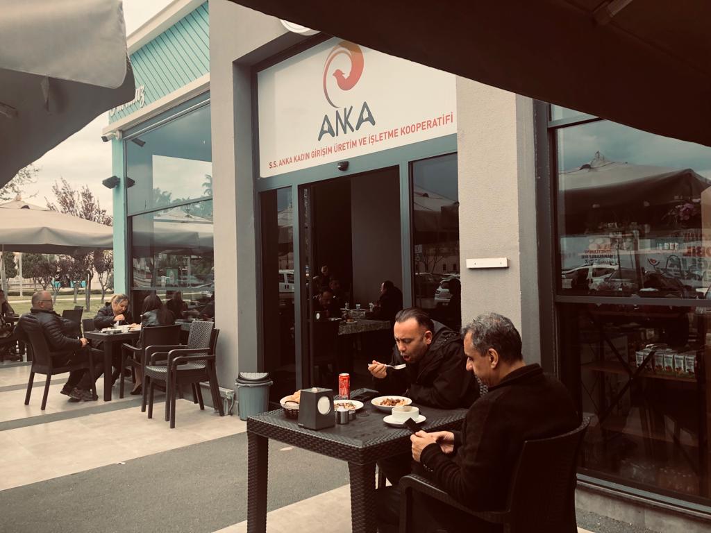 antalyailtarim's tweet photo. Kadınların Kooperatif Yoluyla Güçlendirilmesi Projesi kapsamında Anka Kadın Girişimi Kooperatifini yerlerinde ziyaret ederek ortak yapılabilecek çalışmalar hakkında istişarede bulunduk. 

#GelecekTarımda
#TarımAntalyada

@gokhankaraca_ @ersinyazici1 @VahitKirisci https://t.co/OcC3YIVM89
