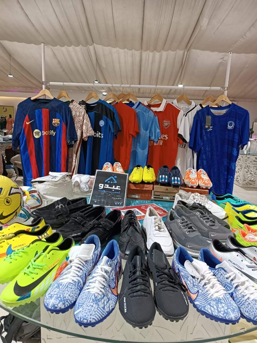 abdosportSD's tweet photo. ولسه مواصلين معرضنا في بازار صالة اسبارك سيتي ١ في بري
البازار لحدي يوم الوقفه حتلقو فيهو كل مستلزماتكم حتي الحاجات غير الرياضيه ومتاجر كتيره
من الساعه ١١ صباحاً لحدي ٤ عصر
وتاني من ٨ مسا الساعة ١ صباحاً
زورونا ♥️ https://t.co/8ekNyyDuaI