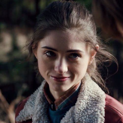 jnz1804's tweet photo. Nancy de stranger things y mi gemela perdida de una telenovela colombiana 🤷🏻‍♀️ https://t.co/sPBkpUSHnW