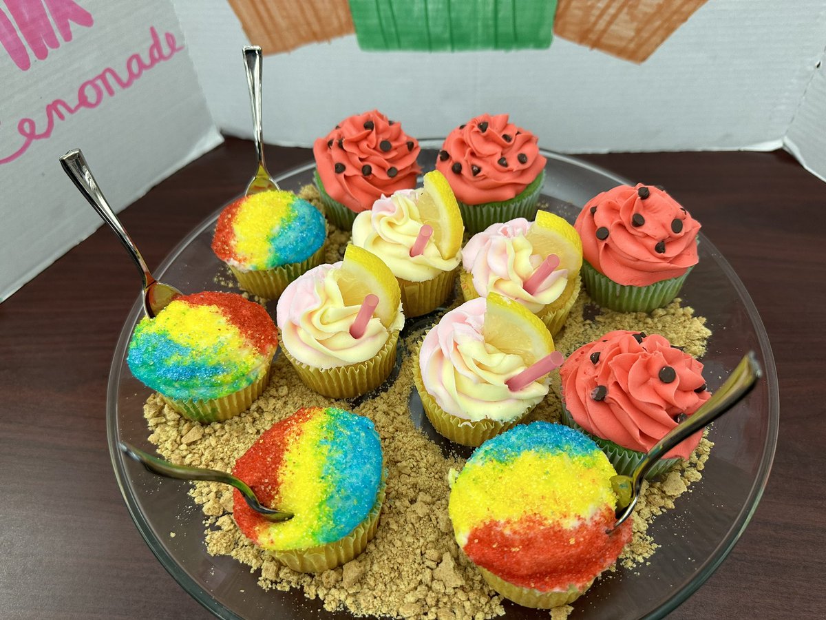 RMSculinary's tweet photo. Spring 2023 cupcake 🧁 wars winner!! #winner #bakers #summertreats! https://t.co/cDR5cCervK