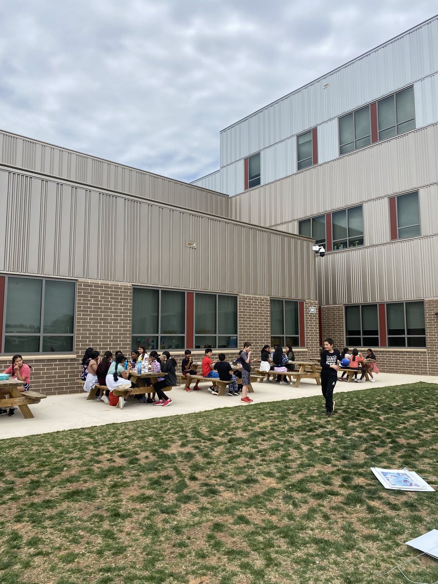 Malorie Engel tweet media