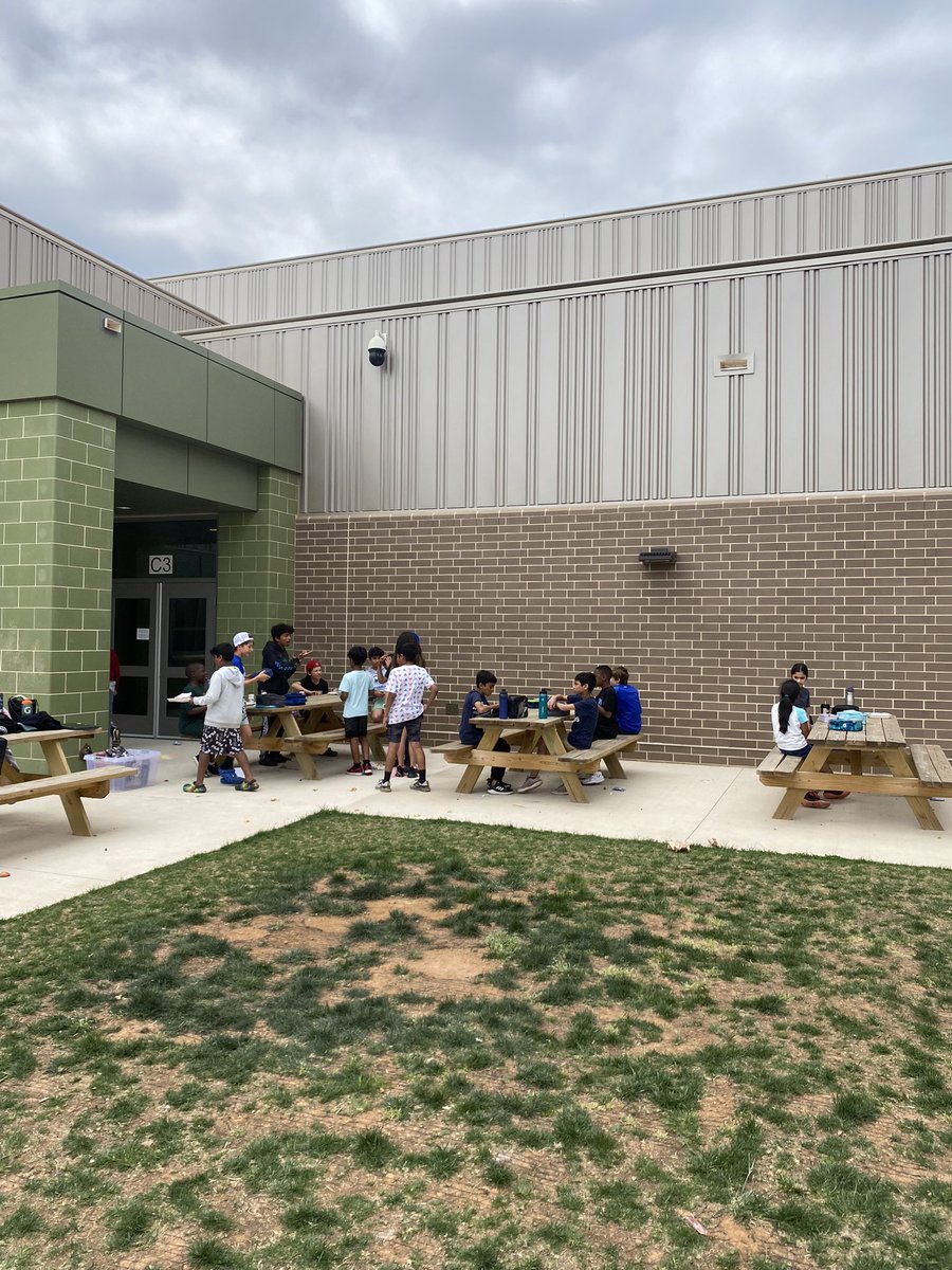 Malorie Engel tweet media