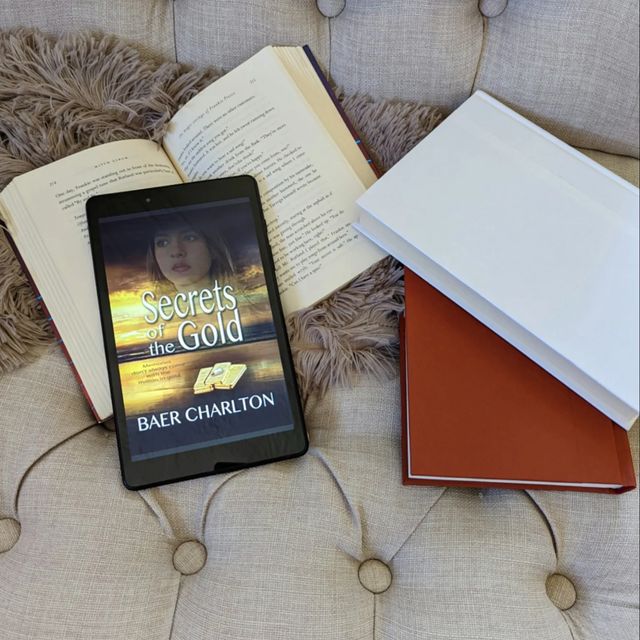 🎤 Wondering what to expect from @baer_charlton? Check out this #AskTheAuthor post @DarciaHelle : bit.ly/3VO1tu5 @baer_charlton #ReadingCommunity #AvidReader #Bibliophile #ReadingAddict #JustRead #ReadMoreBooks #InstaReads #BecauseOfReading