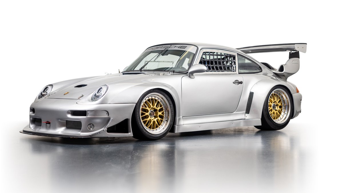 rmsothebys's tweet photo. Boasting in-period competition history, this 911 GT2 Evolution is offered without reserve from 𝘛𝘩𝘦 𝘊𝘢𝘳𝘳𝘦𝘳𝘢 𝘊𝘰𝘭𝘭𝘦𝘤𝘵𝘪𝘰𝘯: 𝘗𝘢𝘳𝘵 𝘖𝘯𝘦 in Switzerland. https://t.co/pfCjl38VqN https://t.co/Hww4XbLtwD