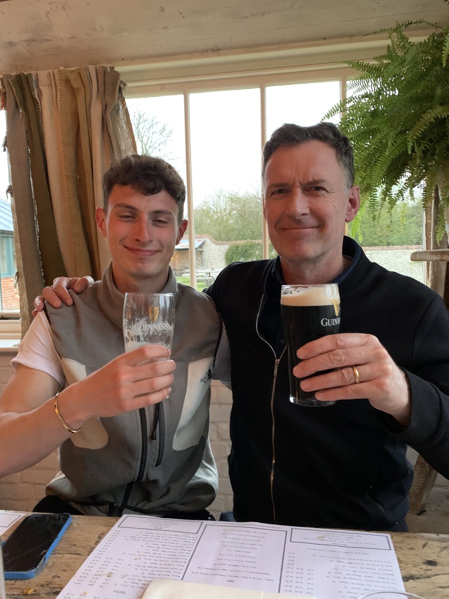Chris Sutton tweet media