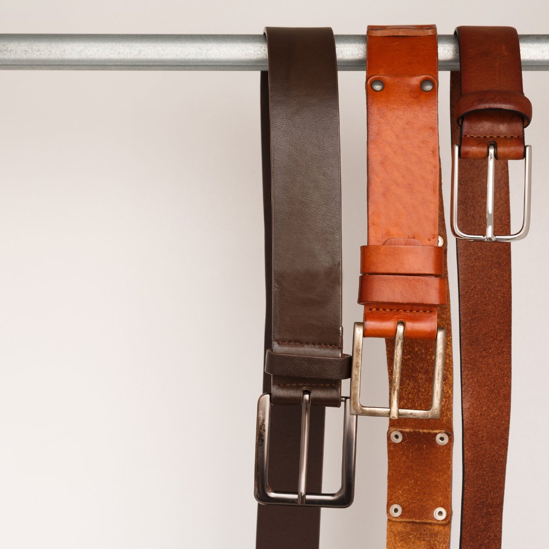 When buying a leather belt, always look for something like full-grain and top-grain leather. 

These types of leather will continue to look good, and take care of your leather properly with Urad leather conditioner!

#belt #leatherbelt #topgrain
