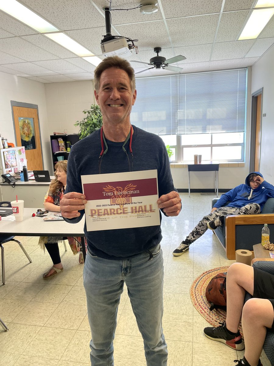 PearceHall's tweet photo. Pearce Hall loves and appreciates all of our substitute teachers. They are all vital to our success. We really love Tom Lueneman, our 2022-2023 Substitute Teacher of the Year. He is willing and ready to assist any area we ask him, including coming in on this beautiful Friday https://t.co/VlyWpjRrsz