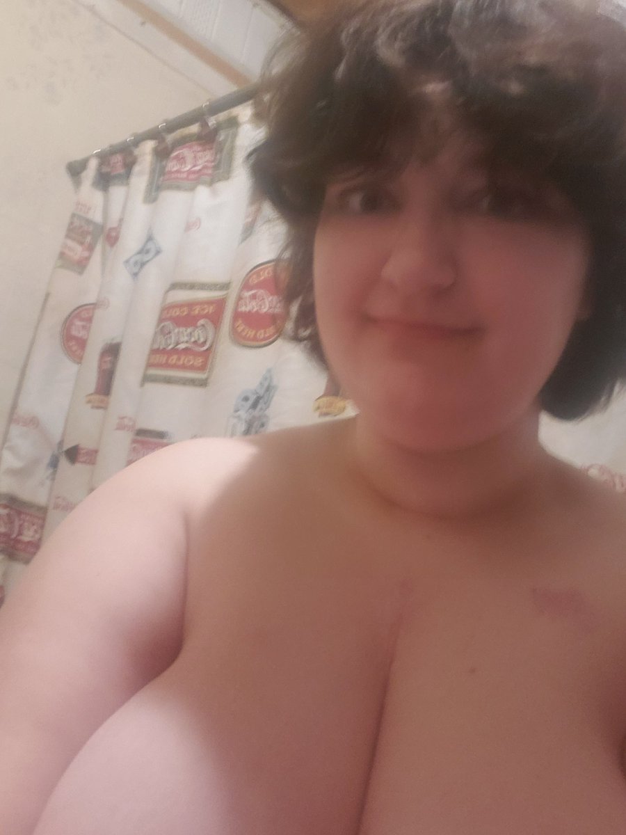 2_wildflower's tweet photo. And guesses on how large my breasts are? 

#findom #paypig #feet #goddess #femdom #humanatm #findomme #finsub #findoms #cashslave #footfetishnation #mistress #footfetish #findomgoddess #cashcow #findomworship #paypigs #findomslave #financialdomination #fetish #moneyslave https://t.co/5xsB1EpjZv
