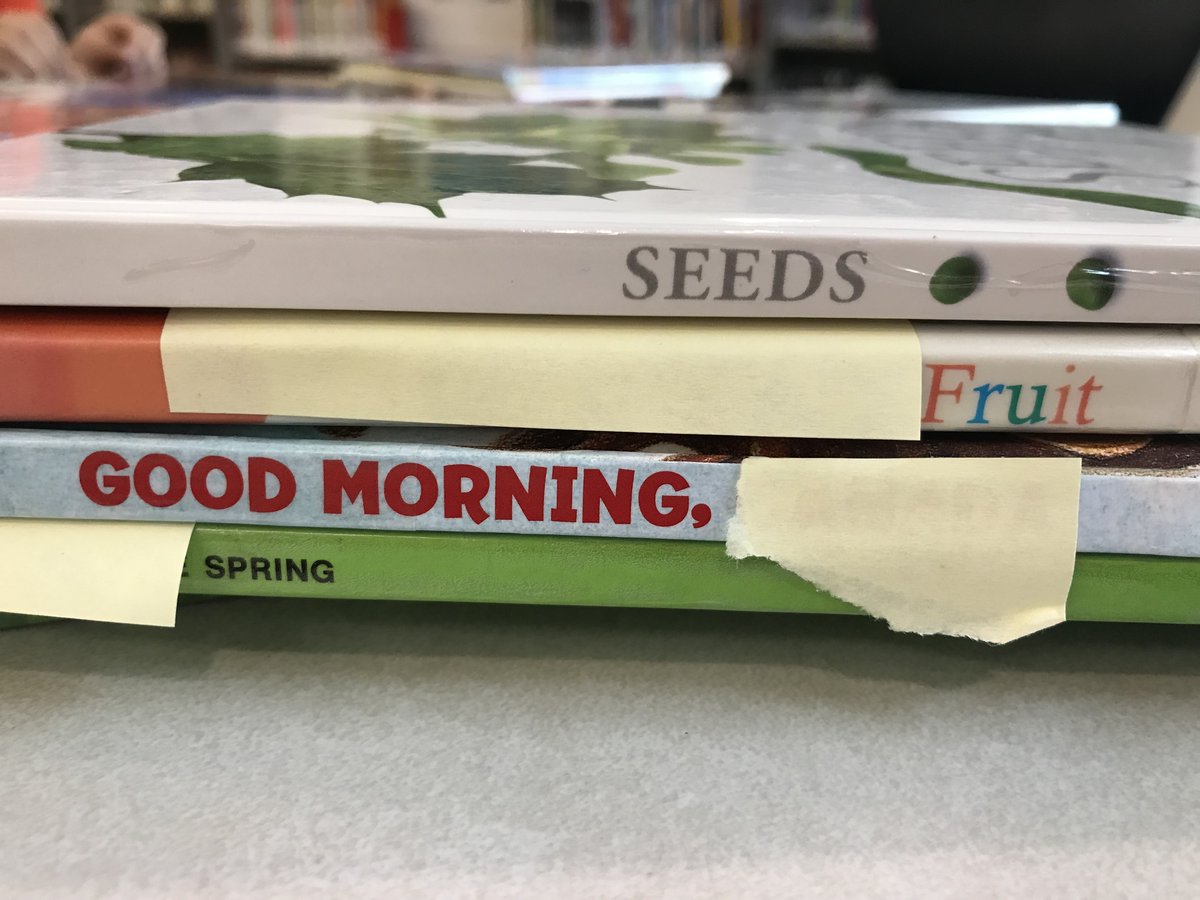 LadyEvelynAS's tweet photo. This week the grade 3/4 class made cooperative book spine poetry in the library at Lady Evelyn Alternative School. Check it out!
#ocdsbalternative
@ocdsb
@OCDSBLibrairies https://t.co/n0ws8iVxb0