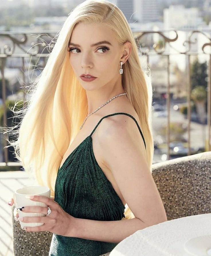 Anya Taylor-Joy Stopped Looking In Mirrors After People Made Fun