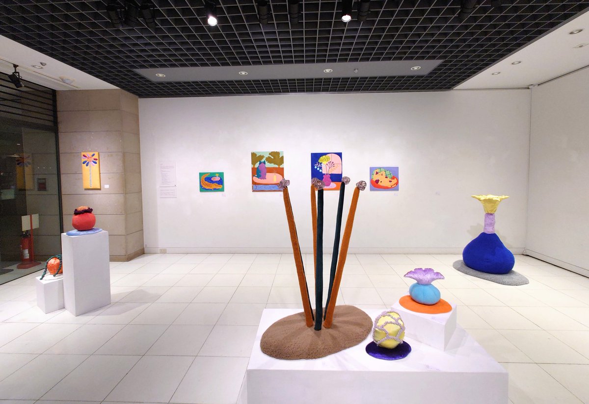 BandE1999's tweet photo. Bunkamura Gallery Selection 2023
この場所で最後の展示
6月にヒカリエへ移転するらしい
ヒカリエのほうが駅直結で行きやすいな

吉田樹保  江上秋花
柳田有希子  武内明子 https://t.co/w5flyrL7RE