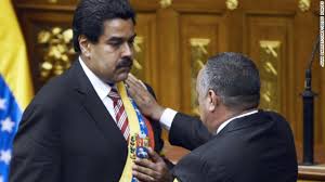 #14ABRIL23 || Un día cómo hoy 14 de Abril hace 10 años por voluntad del pueblo Venezolano,  Es electo Nicolás Maduro cómo Presidente de la República Bolivariana de Venezuela. Nuestro Cmdte. en Jefe y conductor de victorias de la mano de este amado pueblo.
#41bgdablintriunfa
#FANB