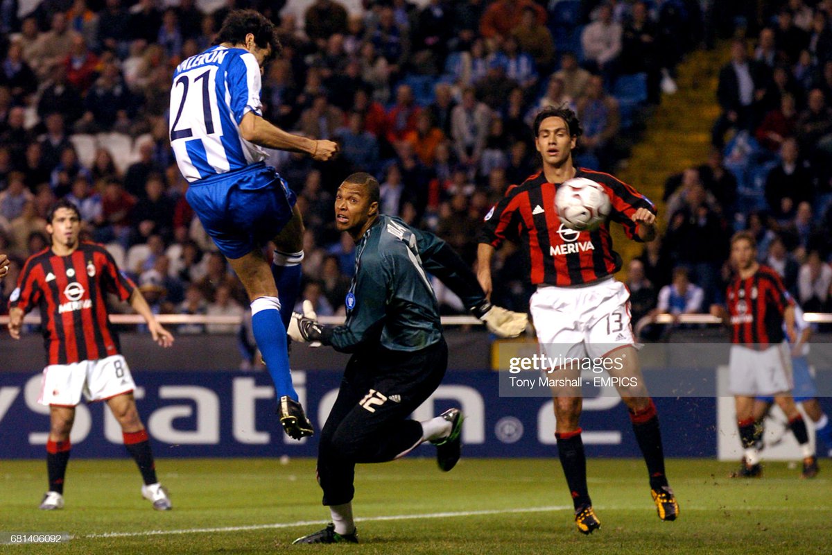 Jonatha260802's tweet photo. Un día 7 de Abril pero del año 2004 se jugó el partido de vuelta de los cuartos de final de la UEFA Champions League entre @RCDeportivo  y @acmilan en donde el equipo gallego remontó el partido 4-0 https://t.co/B9bxDjhn6I