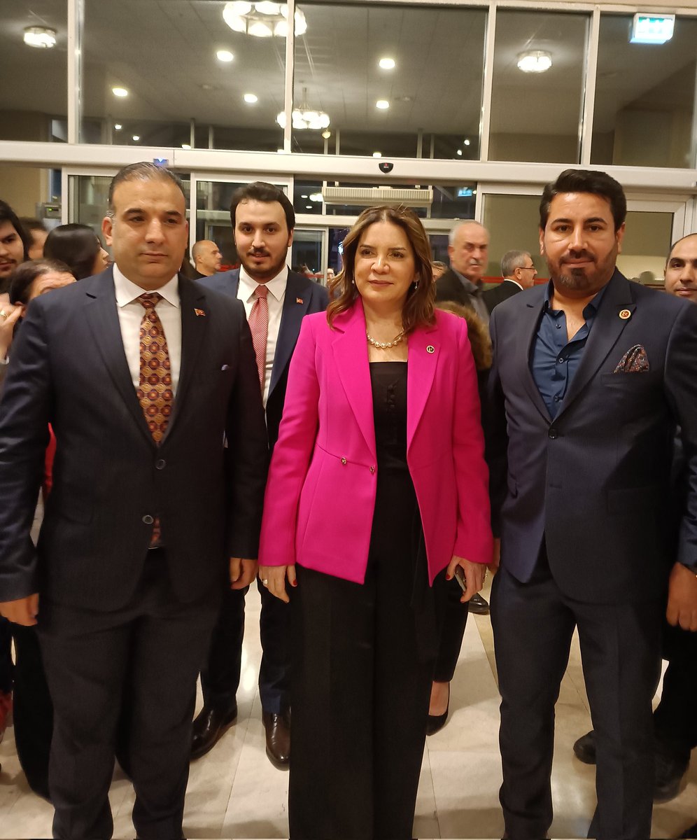 Devlet ve Milletiyle
Her şeyden önce 
TÜRKİYE 🇹🇷🇹🇷
MHP İstanbul milletvekili Arzu erdem