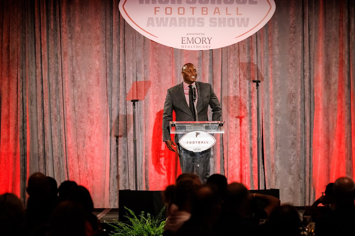FalconsCR's tweet photo. The second annual Atlanta Falcons High School Football Awards Show was a huge success! 

Congratulations to all our honorees 👏 https://t.co/9yN5FJJGc8