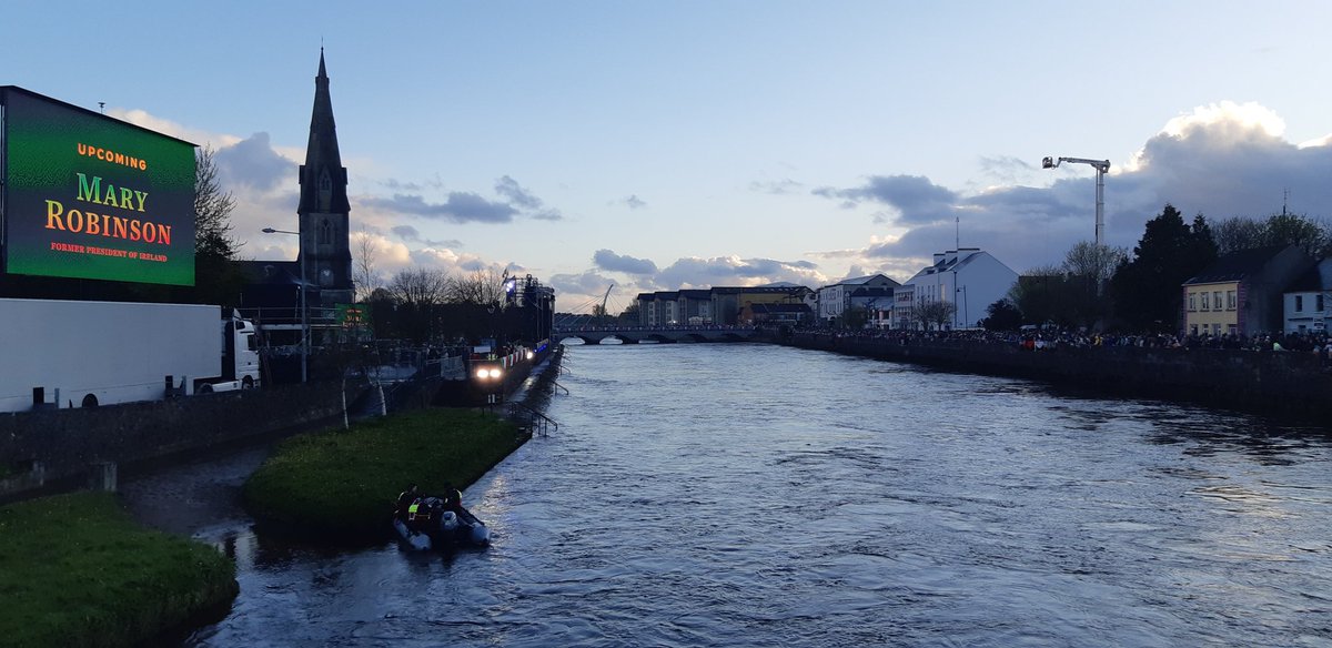 Ballina and the Moy looking great this evening. Staying just about dry <a href="/CarlowWeather/">Carlow Weather</a> <a href="/POTUS/">President Donald J. Trump</a> <a href="/MayoDotIE/">Mayo.ie</a> @TomGilliganMCC