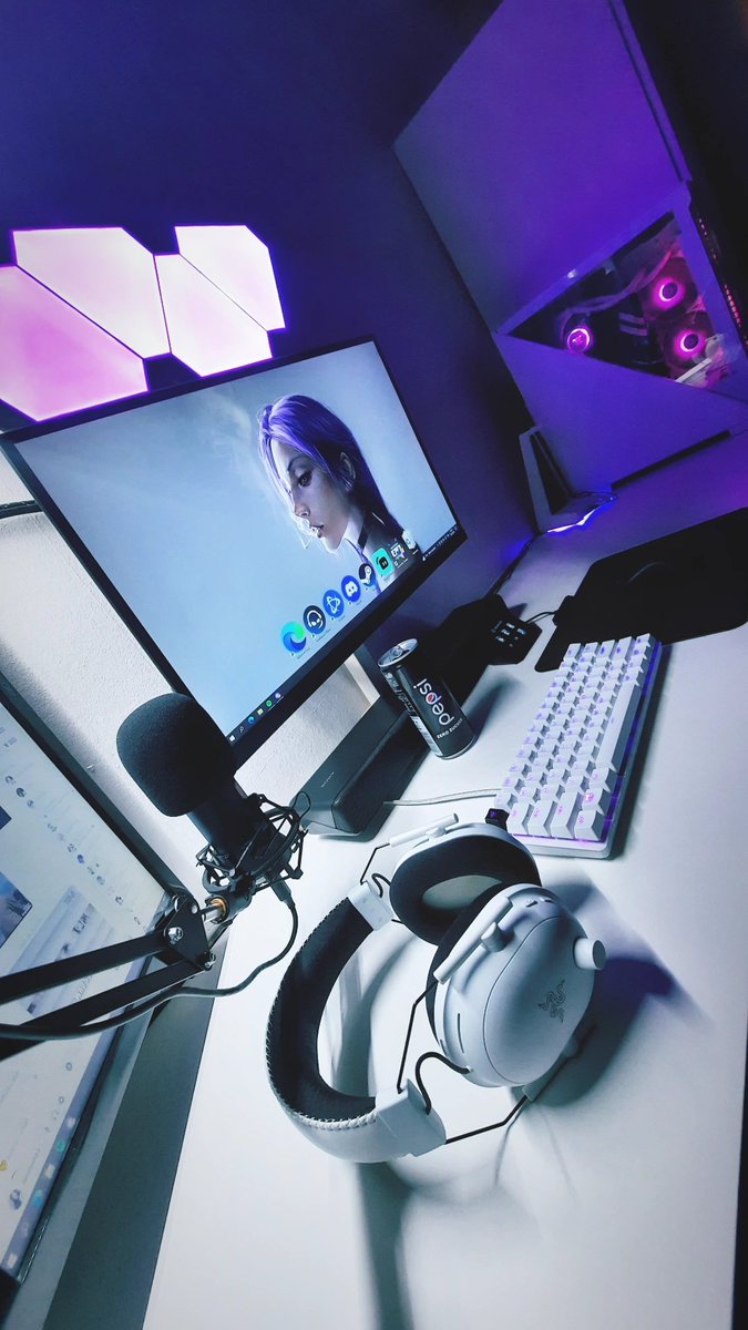 GIRLSCAVE 💜
#GAMER #RAZER #CAVE #PURPLE