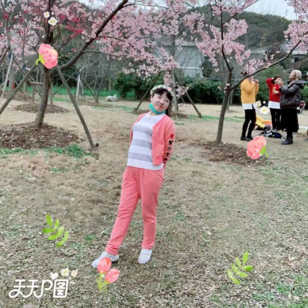 lon532537589's tweet photo. 江苏无锡骚阿姨 儿子还问他有没有套 带女朋友回家做 https://t.co/td1jOWDoxe