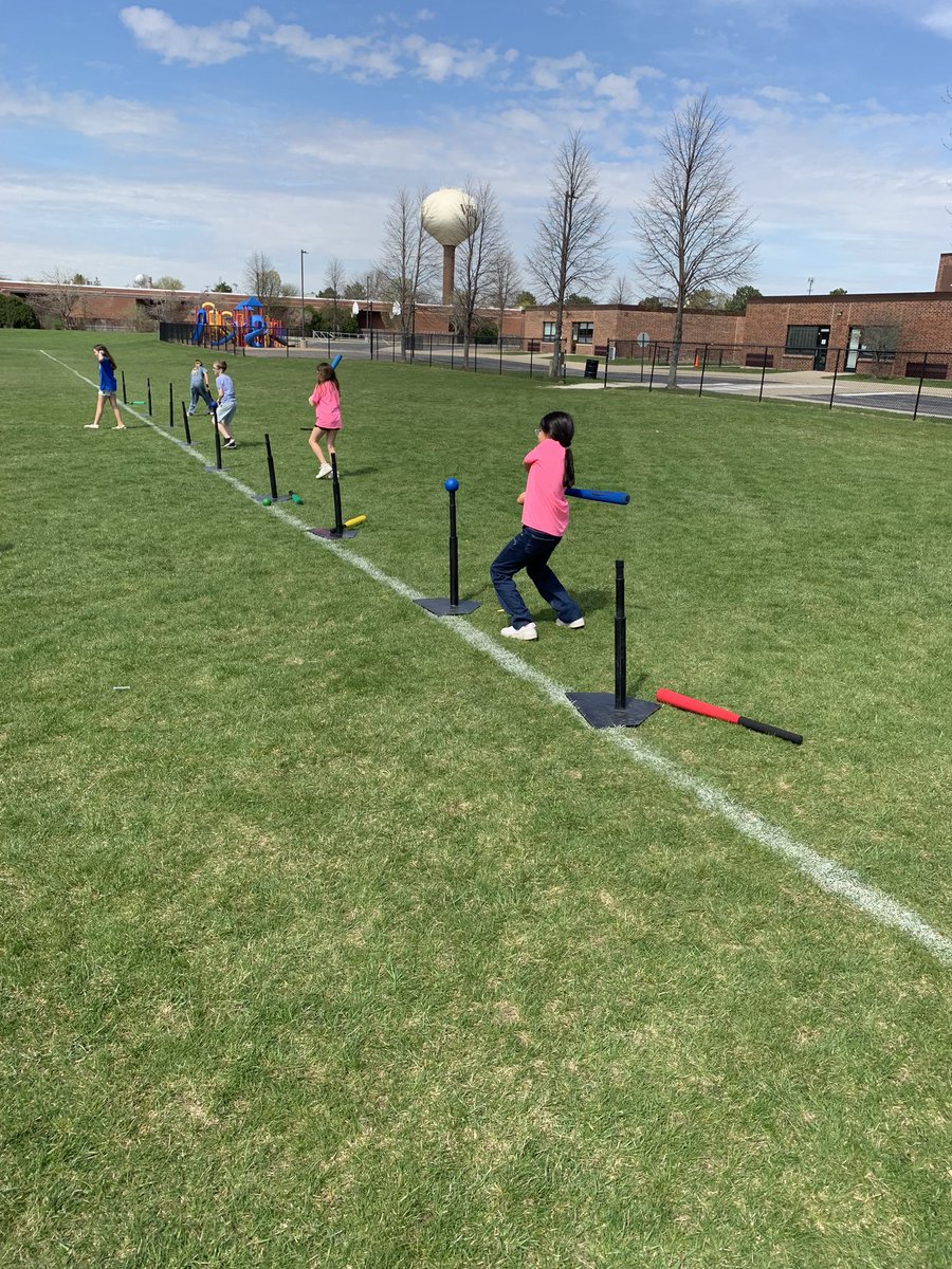 Beautiful day for some baseball! <a href="/District_73/">Hawthorn District 73</a> <a href="/TownlineD73/">Townline Elementary</a>