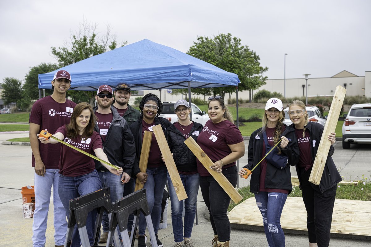 Attention HR professionals! Caldwell Companies is currently seeking a Benefits and Payroll Administrator to join our team.

If you're a team player who's passionate about helping others succeed, we'd love to hear from you! Follow this link for more info: bit.ly/3KWxBJ4