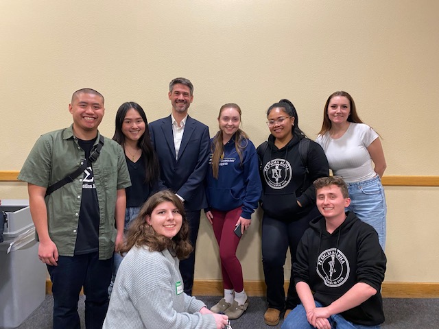 SJSUvotes's tweet image. More photos from last night&apos;s conversation with @MattMahanSJ. Thanks to all who attended! #sjsuvotes @PSANational @sjsuprezmatson @sjsucoss @PSA_SJSU