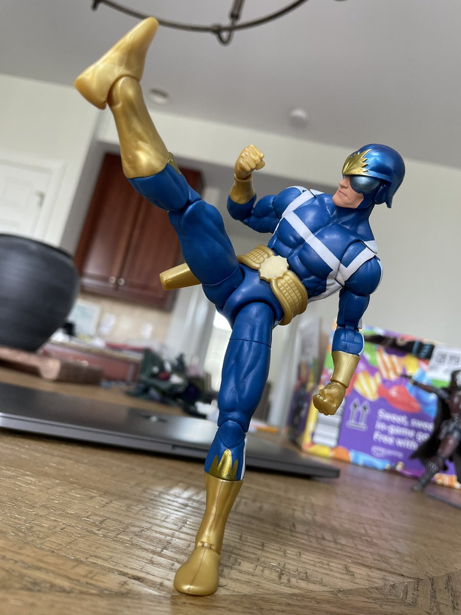 preternia on Twitter "StarLord has good balance. Pinless body, two fists, two trigger hands