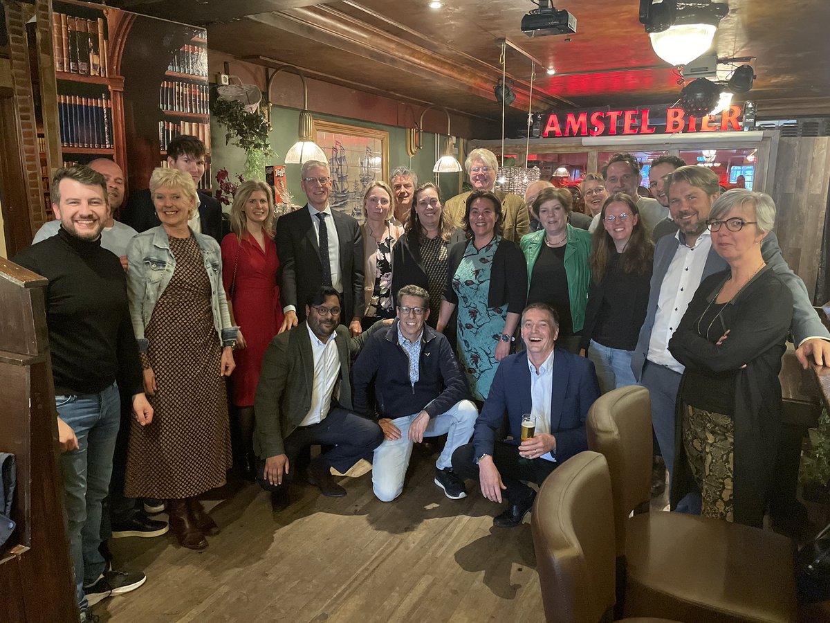 Vandaag was de jaarlijkse netwerkborrel van de @cdabsvnh <a href="/CDANH/">CDA Noord-Holland</a> op de Koemarkt in #Purmerend. Dit keer met @StasFB Marnix van Rij. Leuke en inspirerende uitwisseling tussen wethouders, raadsleden, statenleden en jong talent!