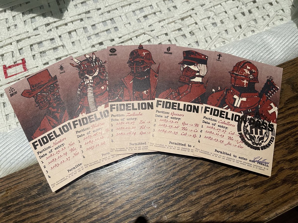 Having lunch w/ <a href="/gmryot/">Ryot 📕</a> discussing <a href="/FidelionNFT/">Fidelion \191\</a> at nftNYC. If you see him snag one of these special passes if you can. Very excited about what’s coming for this project.  Mints 4/24. 👻