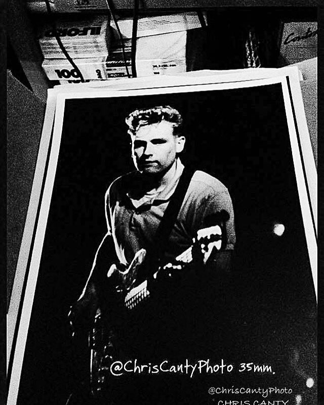 The very cool looking bass player, staring into my lens. Les Pattinson of Echo and the Bunnymen, An Ilford multi grade II print from A Crystal Day, St George's Hall, Liverpool. 12.05.1984 #lespattinson #lespattinsonbass #echoandthebunnymen #acrystalday instagram.com/p/CrB1EAmsFyH/