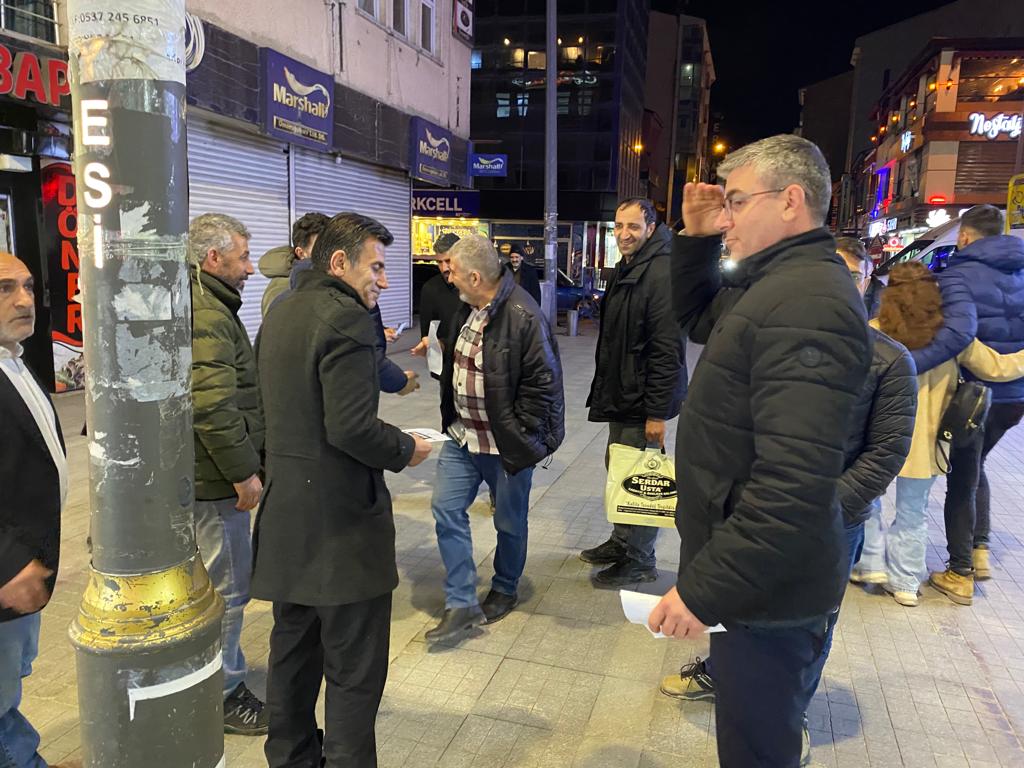 agr_hdp's tweet photo. Yarın saat 15 eş genel başkanlarımızı karşılamak için halkımızı davet ettik karşılama Doğubeyazıt yolu üzerinde muane istasyonu önünde olacak @DBP_AGIRI @yspagri04 https://t.co/bSVTBl1TV9