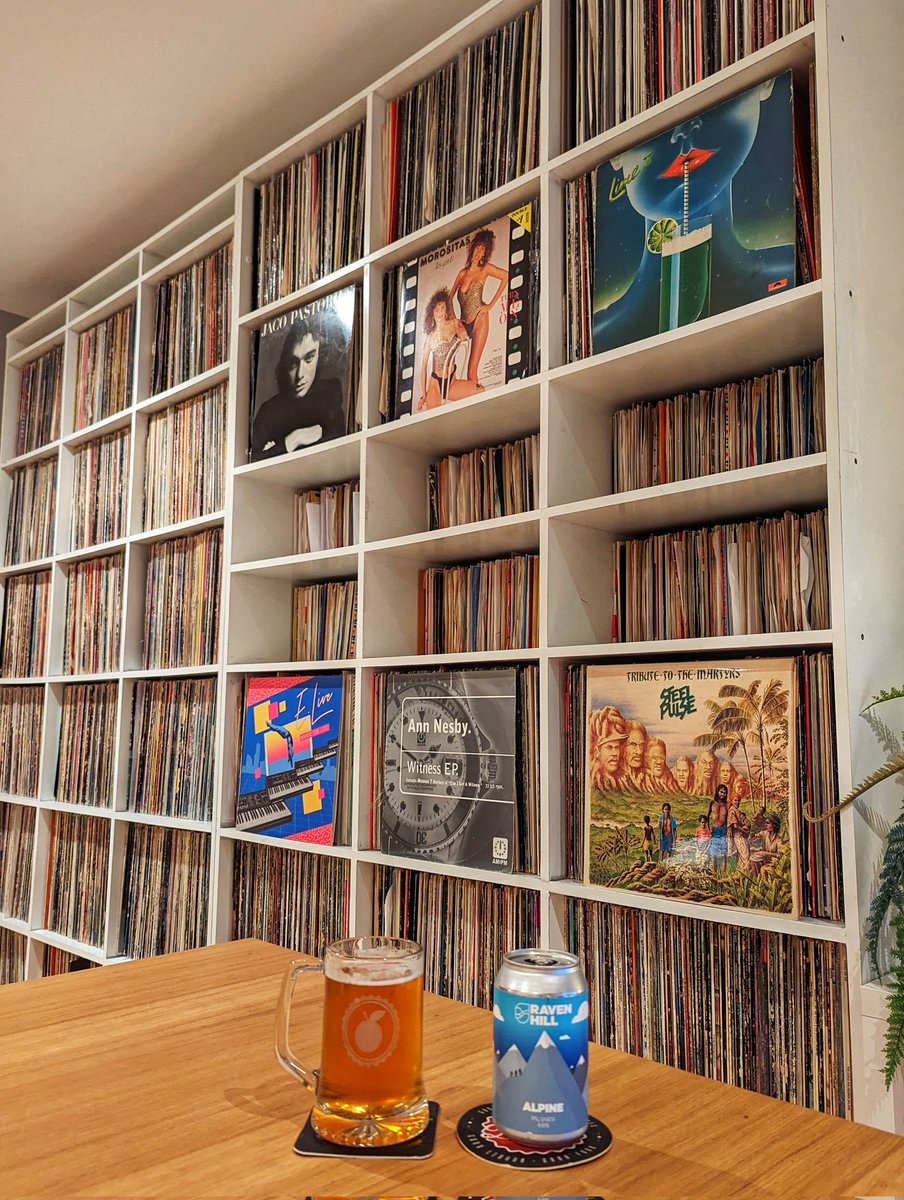 Friday Night, Beer and Records 🎉🎶

🍺 Raven Hill Brew - Alpine Pilsner 
💰 <a href="/Beer52HQ/">Beer52.com ❤🇺🇦</a> 

#vinyl #vinyloftheday #vinyladdict #records #nowplaying #nowspinning #vinylcollection #vinylcollectionpost #vinylrecords #vinylcommunity #craftbeer #beerphoto #beer #beerphotography