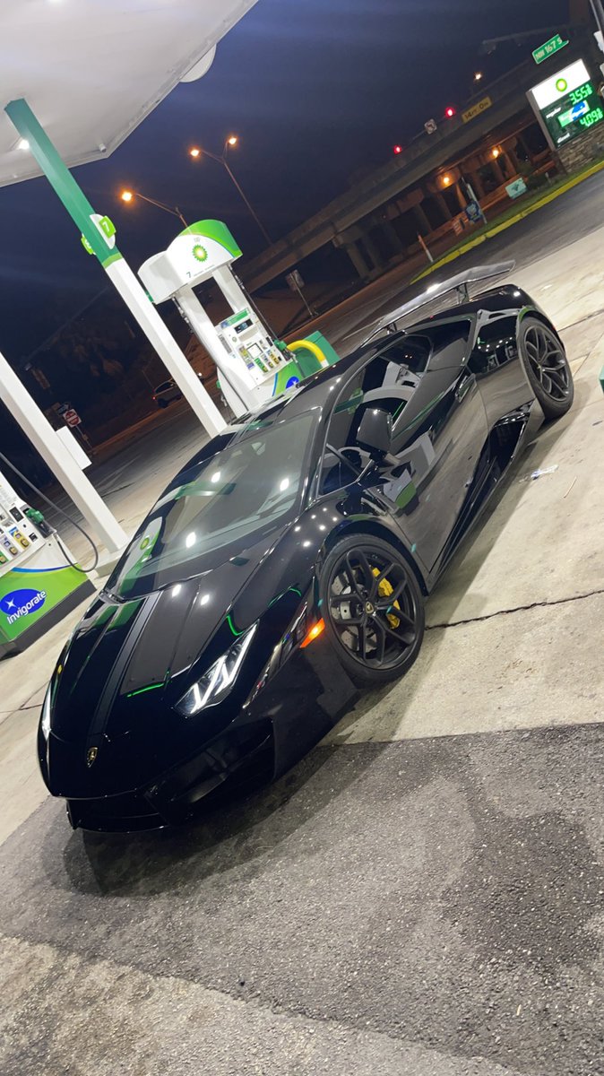ZackRomano14's tweet photo. Life’s been hittin 🐂 https://t.co/wQIxEDvR6I