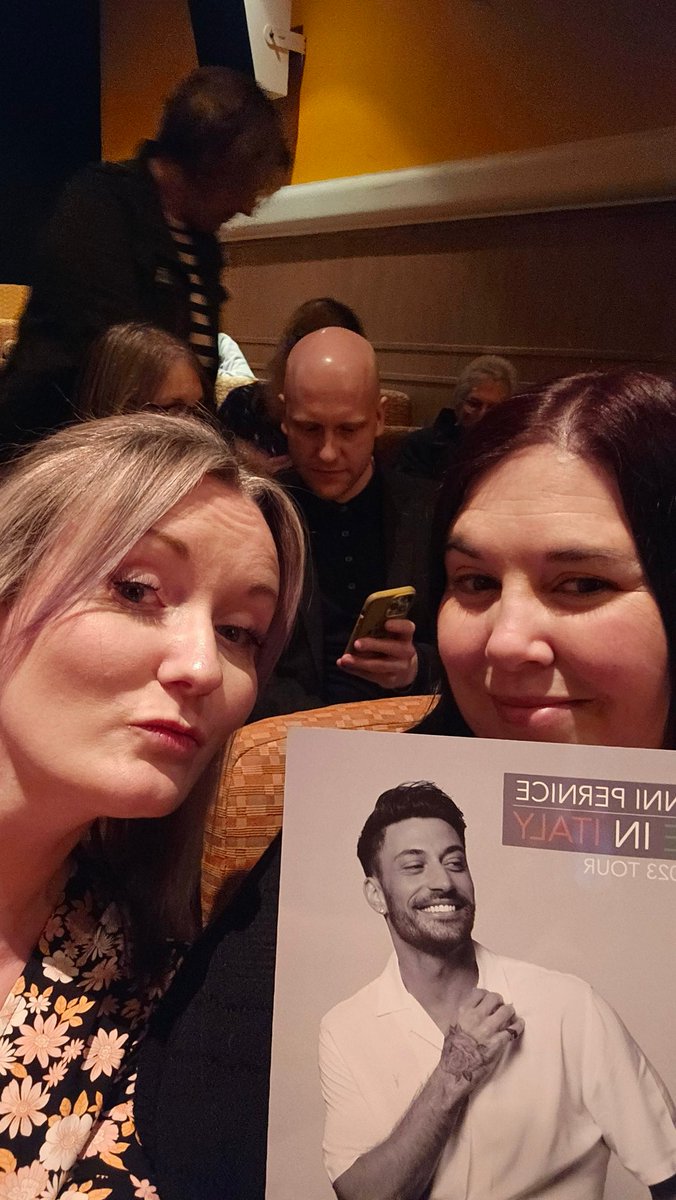 What a 'feel good' show at Peterborough last night! Thank you @pernicegiovann1 and @laurenmayoakley plus all the amazing performers! Fantastic dancing, singing and some belly laughs thrown in! Lovely jubbly!