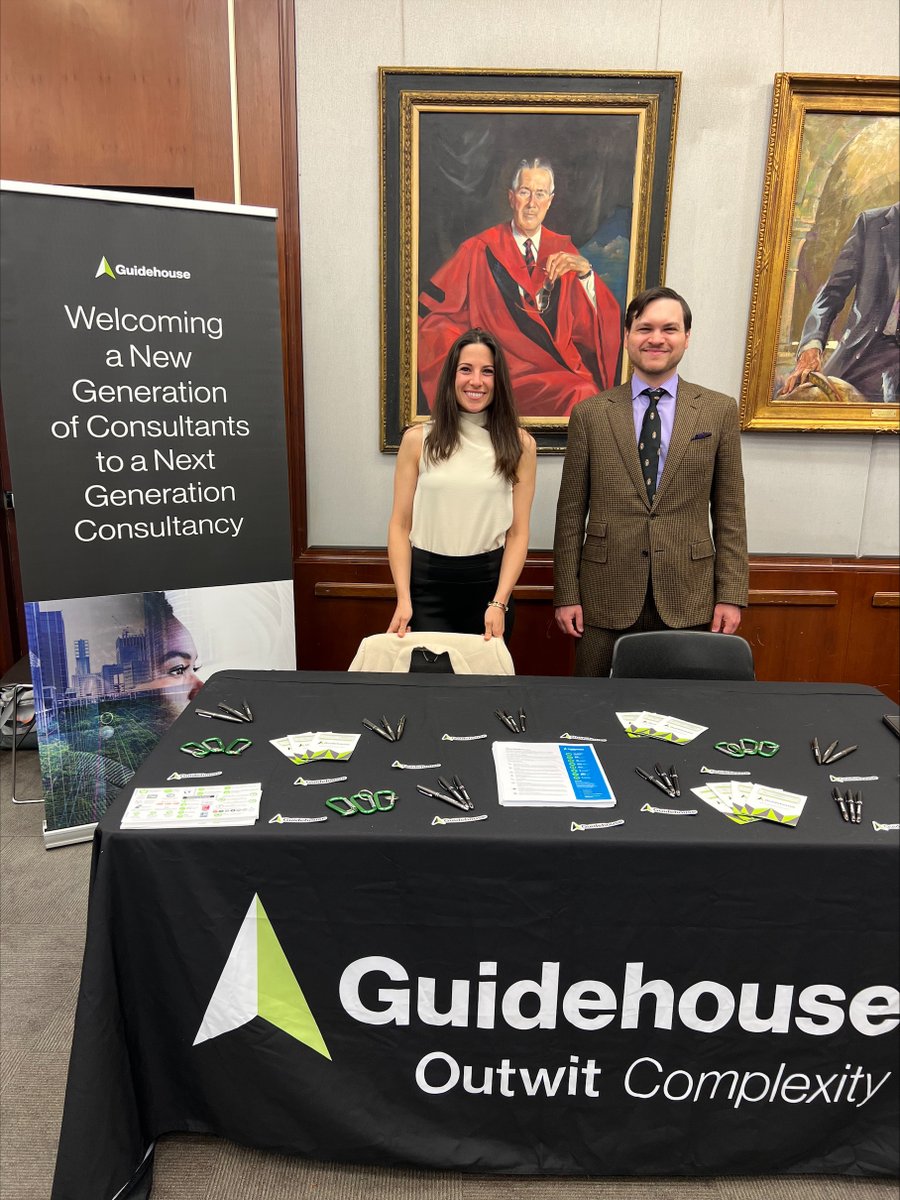 Our Guidehouse Experts had a great time at @NSEPAlum’s Boren Job Fair this week! Learn how you can join our team today: guidehouse.wd1.myworkdayjobs.com/en-US/External 

#Hiring #Recruiting #TechnologyJobs #JobsInTechnology #Guidehouse #BorenScholar