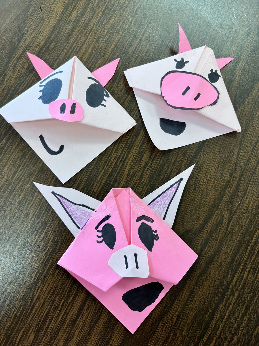Making Piggie bookmarks was a great listening activity along with being a great bookmark!  <a href="/HeritageECS/">Heritage Early Childhood School</a> #HECSmagic #WEareLakota