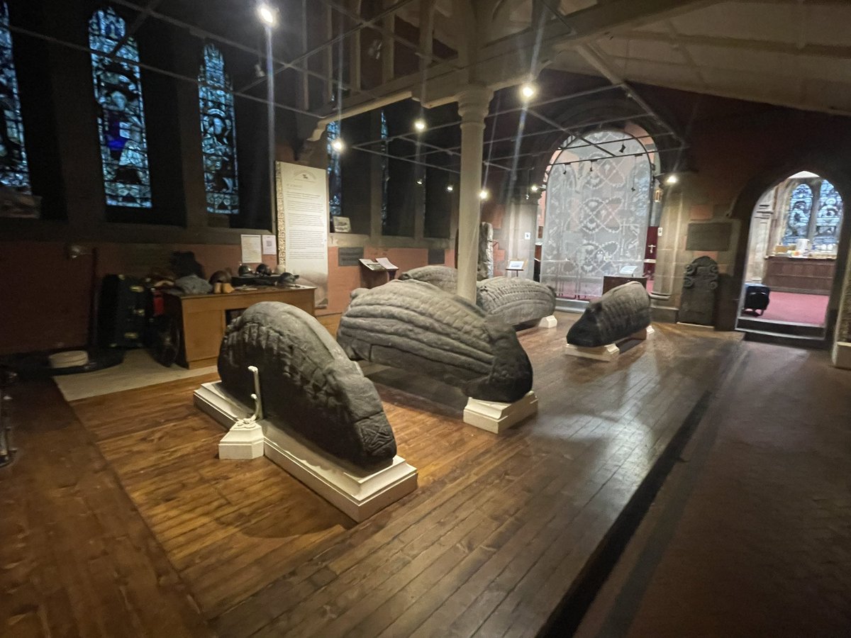 What a fantastic launch for The Viking Age in Scotland and wonderful tribute to Colleen E. Batey <a href="/GovanStones/">The Govan Stones 🛡👑</a> <a href="/EdinburghUP/">Edinburgh University Press</a> 🏴󠁧󠁢󠁳󠁣󠁴󠁿