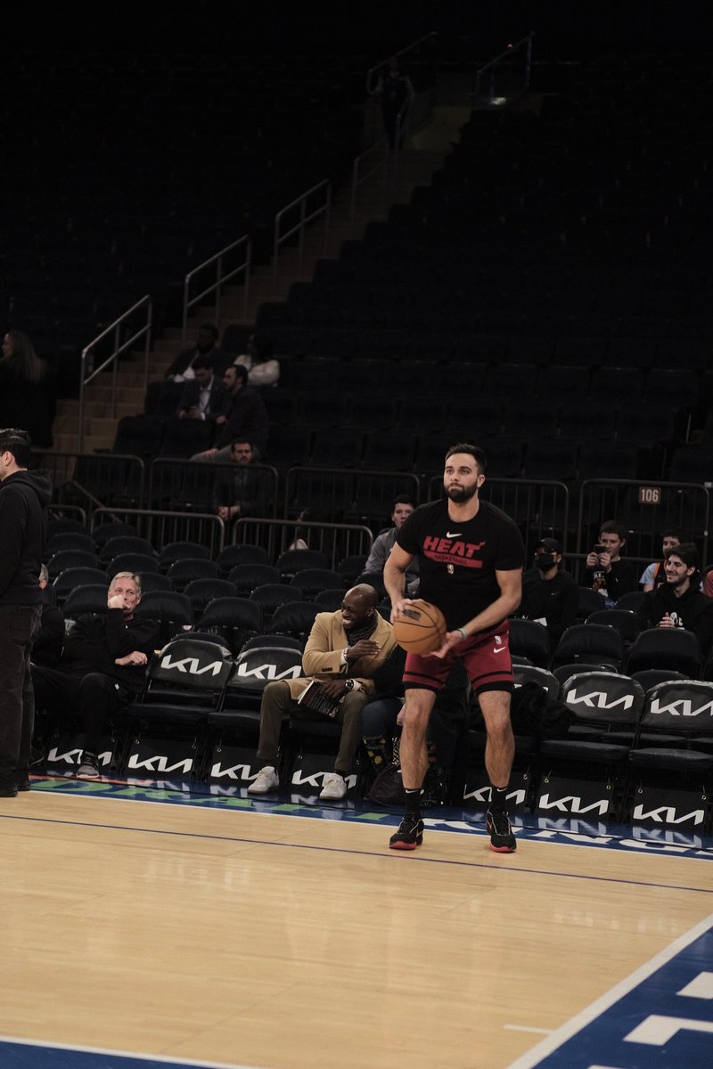 TiffanyMeeks23's tweet image. #maxstrus