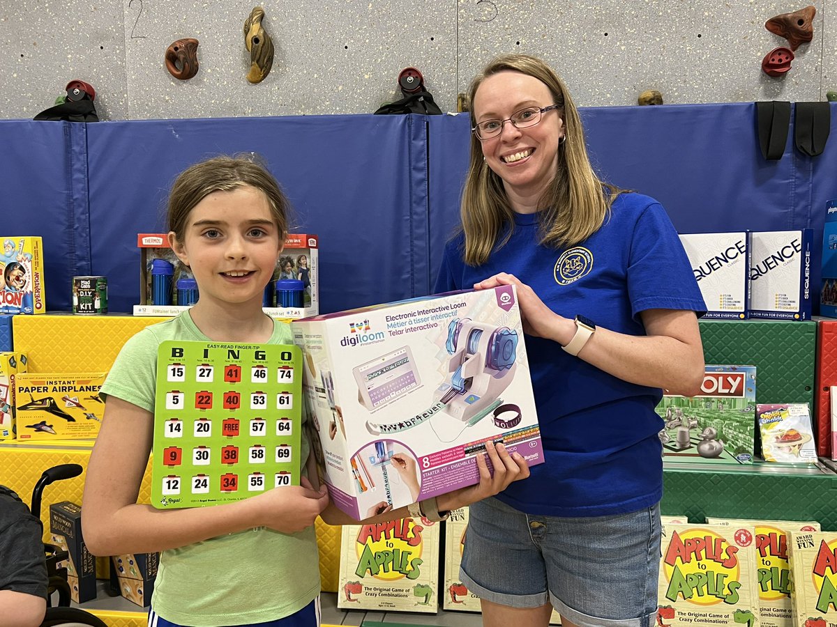 Friday fun at Barrett BINGO Family Night and Silent Auction #KWBPride #community #parents #siblings #students #staff #teachers <a href="/CatherineHanAPS/">Catherine Han</a>