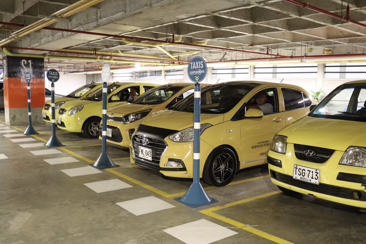 TaxCoopebombas's tweet photo. 📍🚖| En tu visita a @LaCentralCC toma tu TAXI seguro, fácil y rápido en el sótano 1, tenemos una SALA VIP de espera diseñada para ti. 

✅Conductores amables
✅Servicio personalizado
✅Tarifas justas y reguladas
✅Trazabilidad del servicio 

¡Te esperamos!

#taxi #medellin https://t.co/nIgxfs2Avc