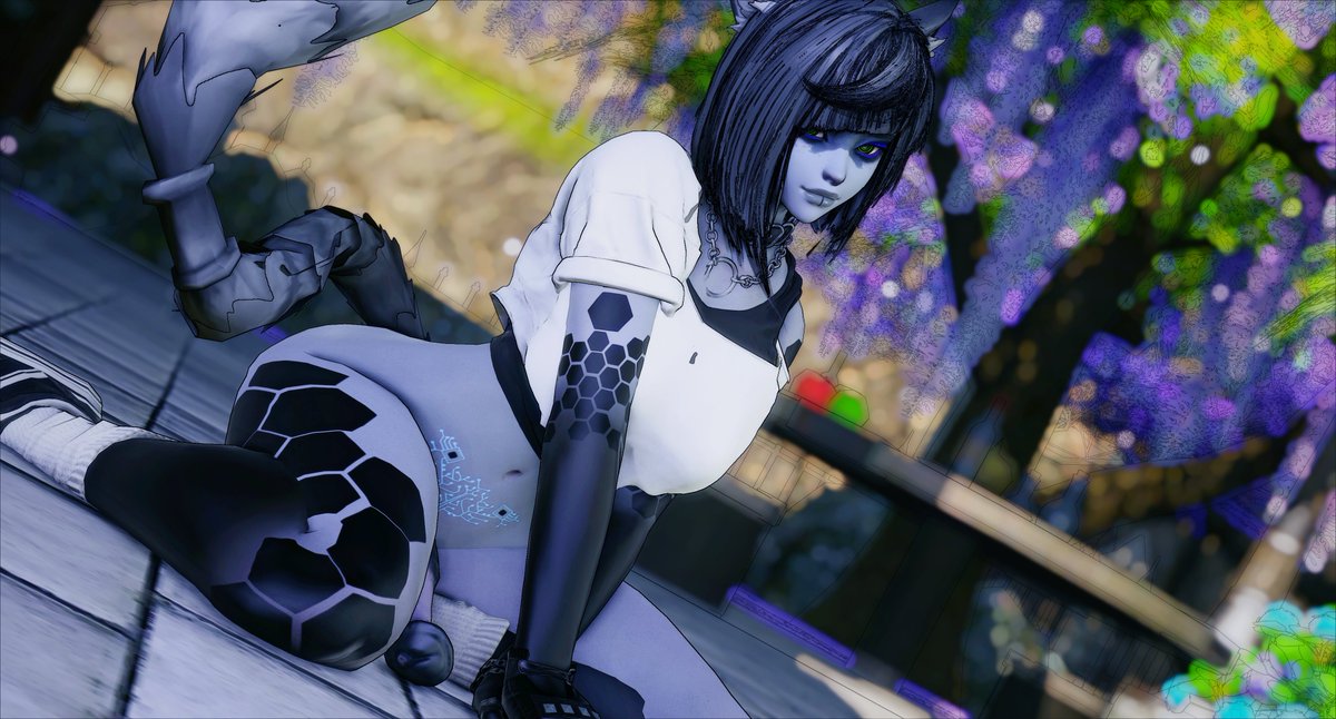 Ara_Arasaka's tweet photo. In your yard causing cute chaos. https://t.co/KMLMRsRikU