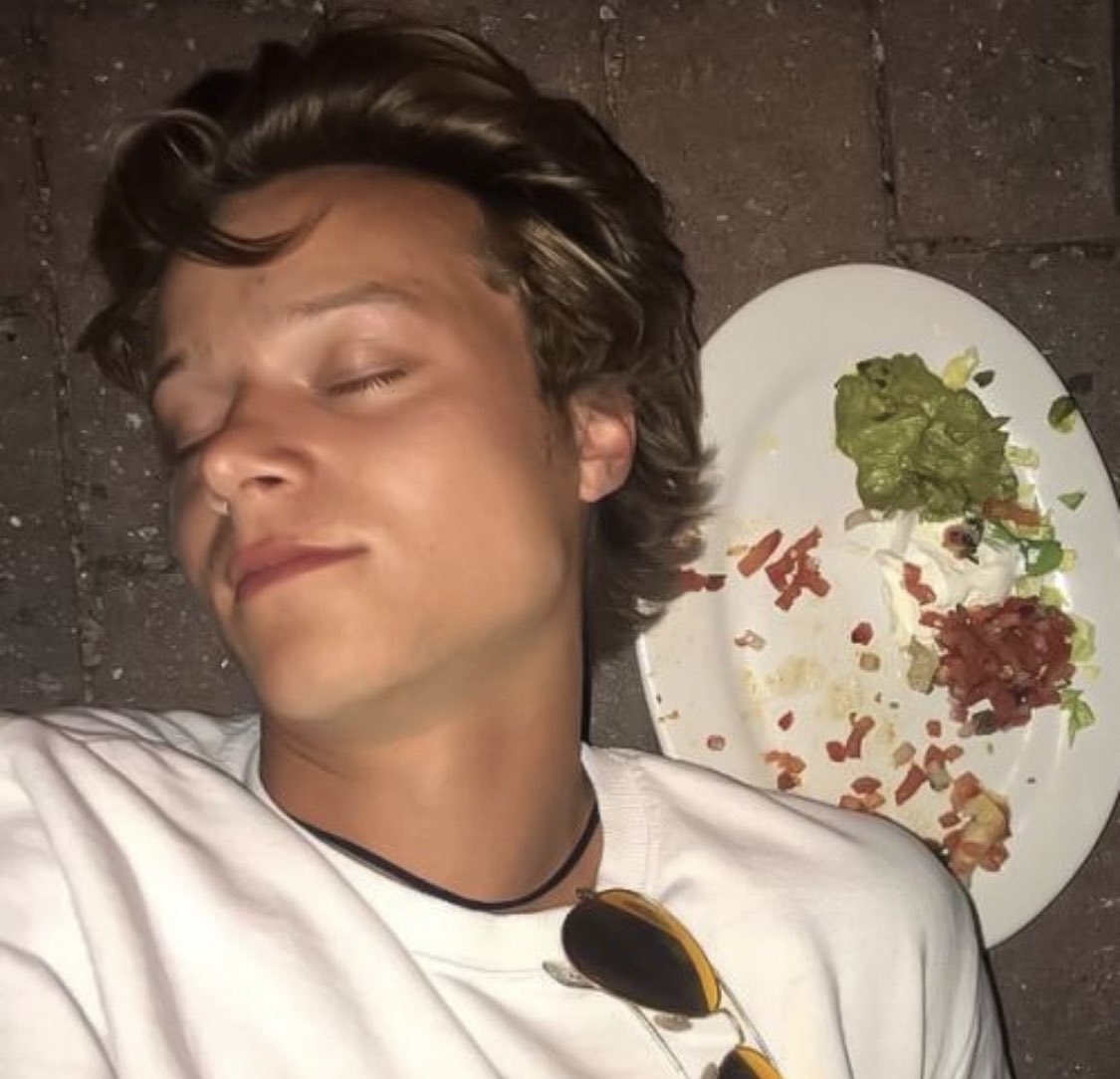 beep beep bitches tweet media