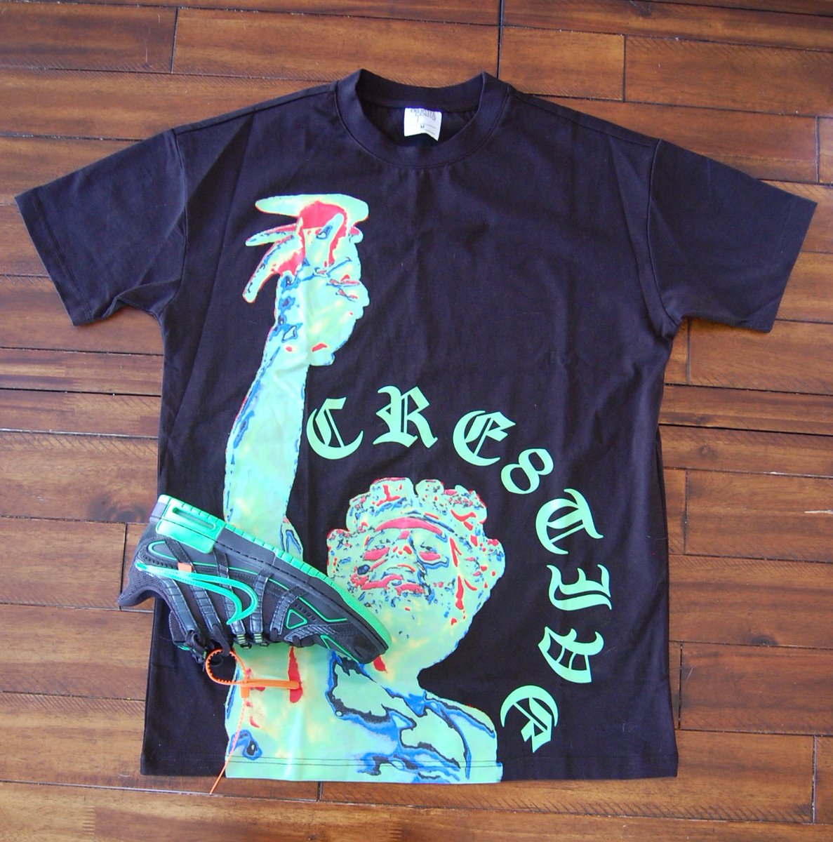 young_and_fly5's tweet photo. This shirt with the off- white dunks? https://t.co/JV84yZreYF
